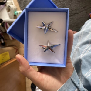 Mugler x HM örhängen - Örhängen från mugler kollektionen med HM 