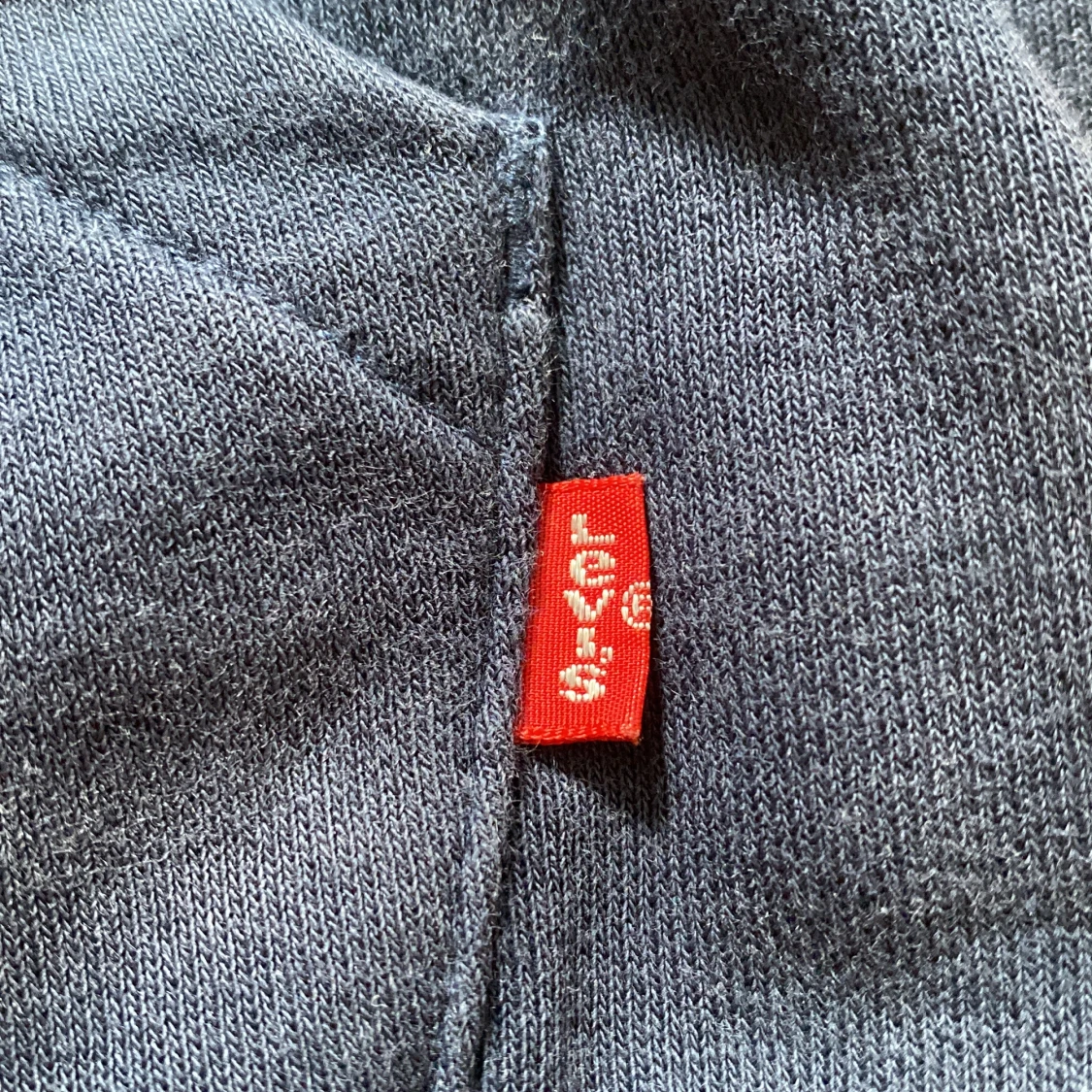 Mörkblå Levis hoddie - 90
