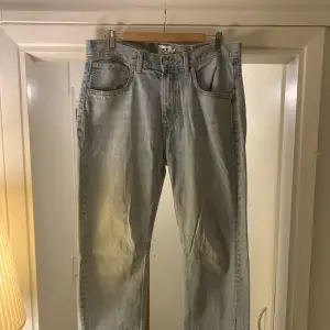 Jeans från Lager 157 i nyskick