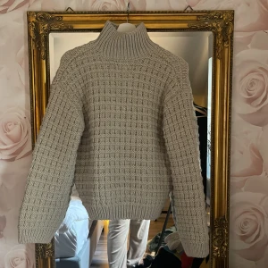 Mysig tröja  - Mysig tröja från hm helt ny aldrig använd❤️ strl S