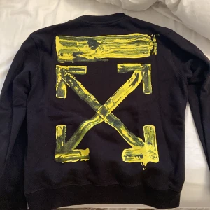 Off white - Off white crewneck. Main label 2013. Äkta 