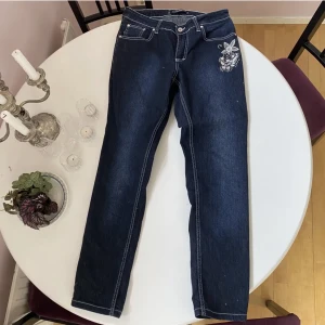Dolce Gabbana jeans - Ett par äkta Dolce Gabbana jeans i storlek 40