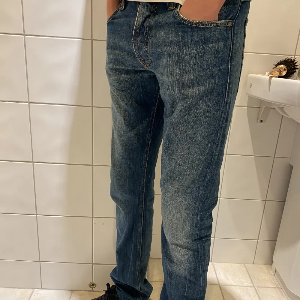 Säljer nu dessa nudie jeans i storlek 29/32. Model average joe. Hör av er om ni har frågor.. Jeans & Byxor.
