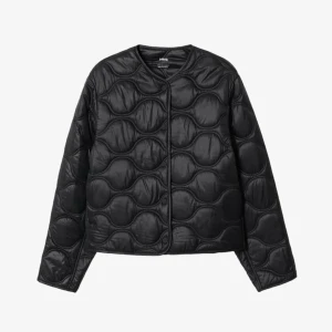 Mango jacka! - Efterfrågan mango jacka, verkligen så snygg! 