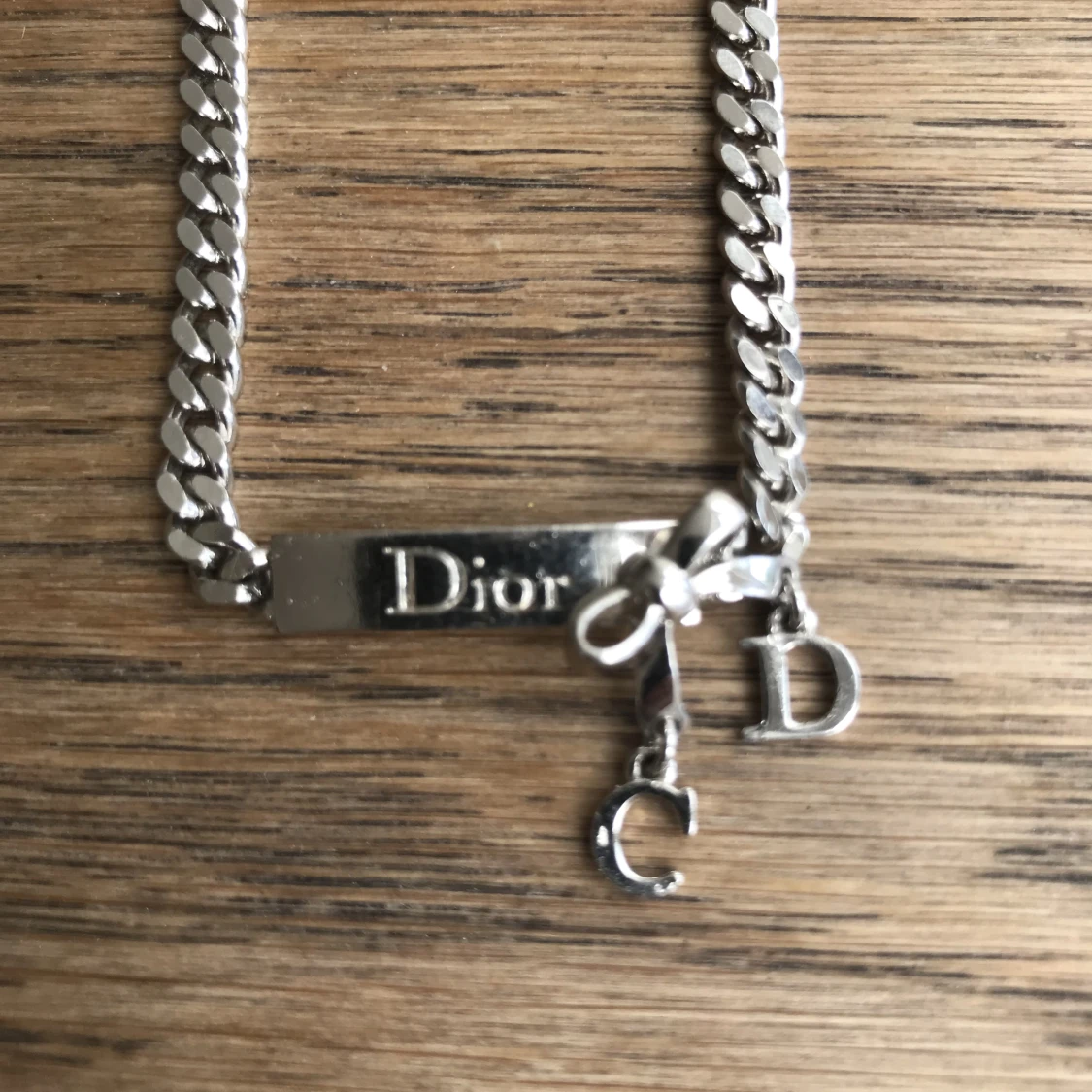 Halsband från Dior - 91