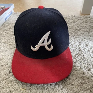 Keps  - Keps i fint skick, unisex 1 size.  Går att köpa fler kepsar för billigare pris. 