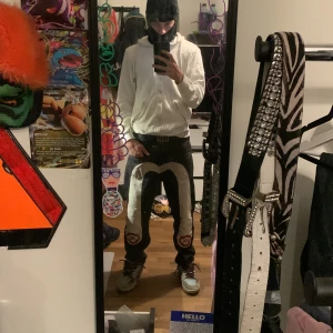 Evisu byxor - Säljer dom för att de inte min stil längre DM för om du har fler frågor 