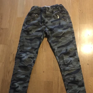 Jeans - Säljer dessa jeans från Kappahl. Är i fint skick!