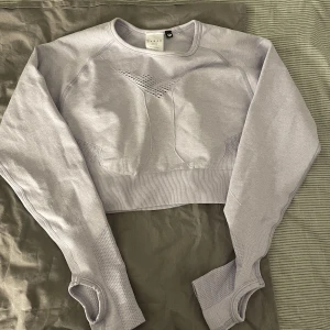 Träningströja  - Åldrig använd träningströja   Skriv för mer info eller bilder ❤️