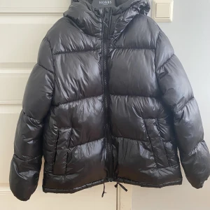 Dunjacka  - Använd ett fåtal gånger så sicket är som nytt. 