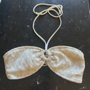 Missoni - Så najs bikini överdel som har missoni mönster🥰 Slutsåld och den är verkligen jättefin💕 Storlek 36!