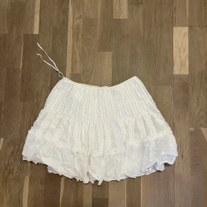 Kjol - Superfin somrig kjol! 💕