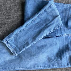 Levis jeans high skinny nypris 1200kr