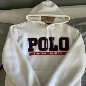 Polo Ralph lauren hoodie - Fin tröja jag inte använder längre pris kan diskuteras vid snabb 