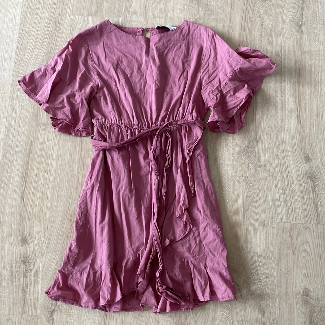 Rosa sommarklänning - 90