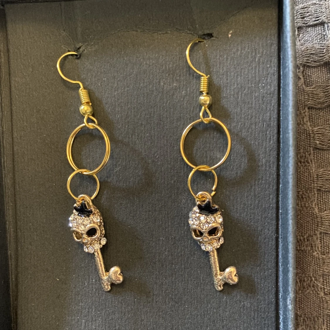 Egengjorda örhängen  - 90