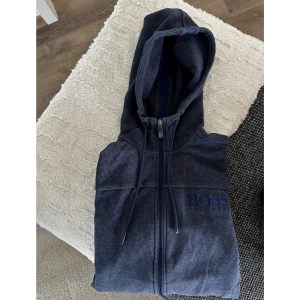 Hugo boss  - Super fin Hugo boss kofta som är använd 2 gånger