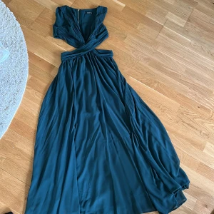 Balklänning  - Lång grön balklänning