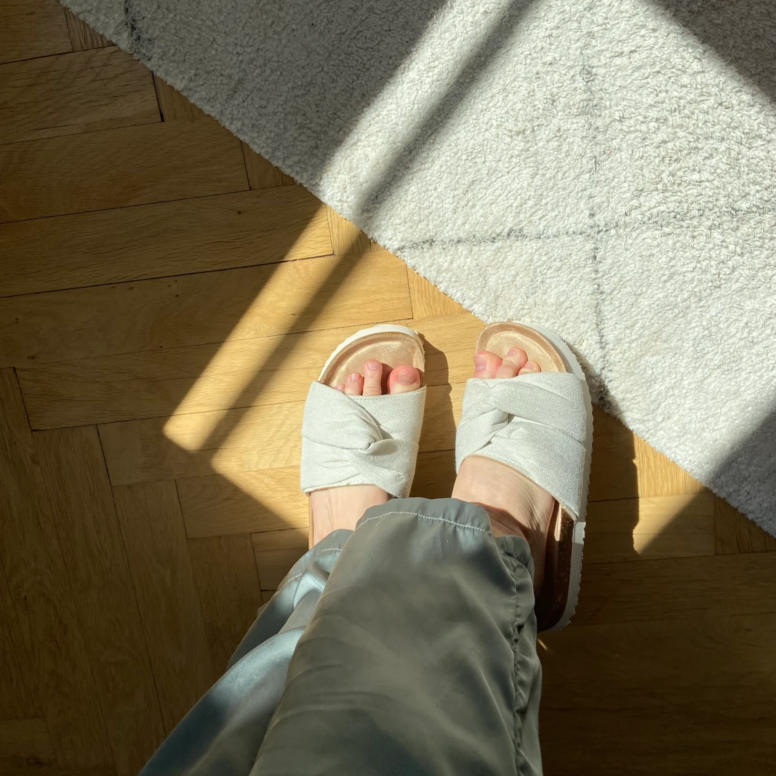 Duffy Sandaler helt nya 