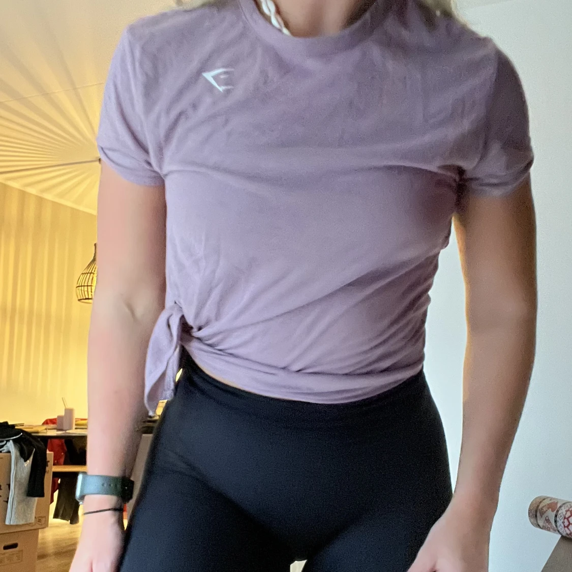 Gymshark t-shirt med knyte