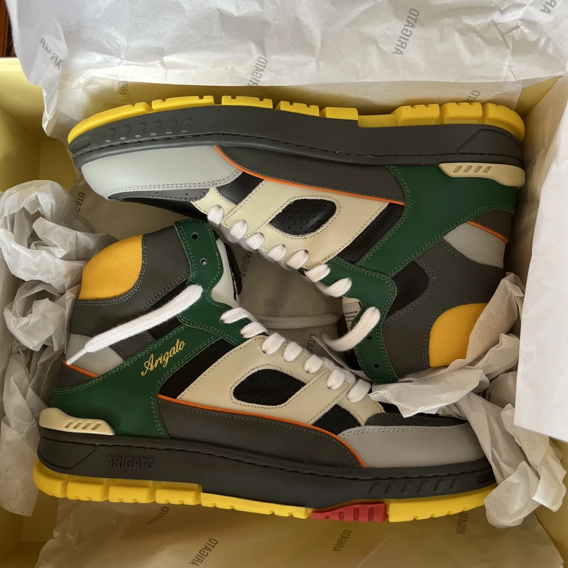 Axel Arigato Area Hi Sneakers - Leo - 91