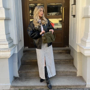 Jeanskjol Gina tricot - Använd ett fåtal gånger. Superfint skick💗