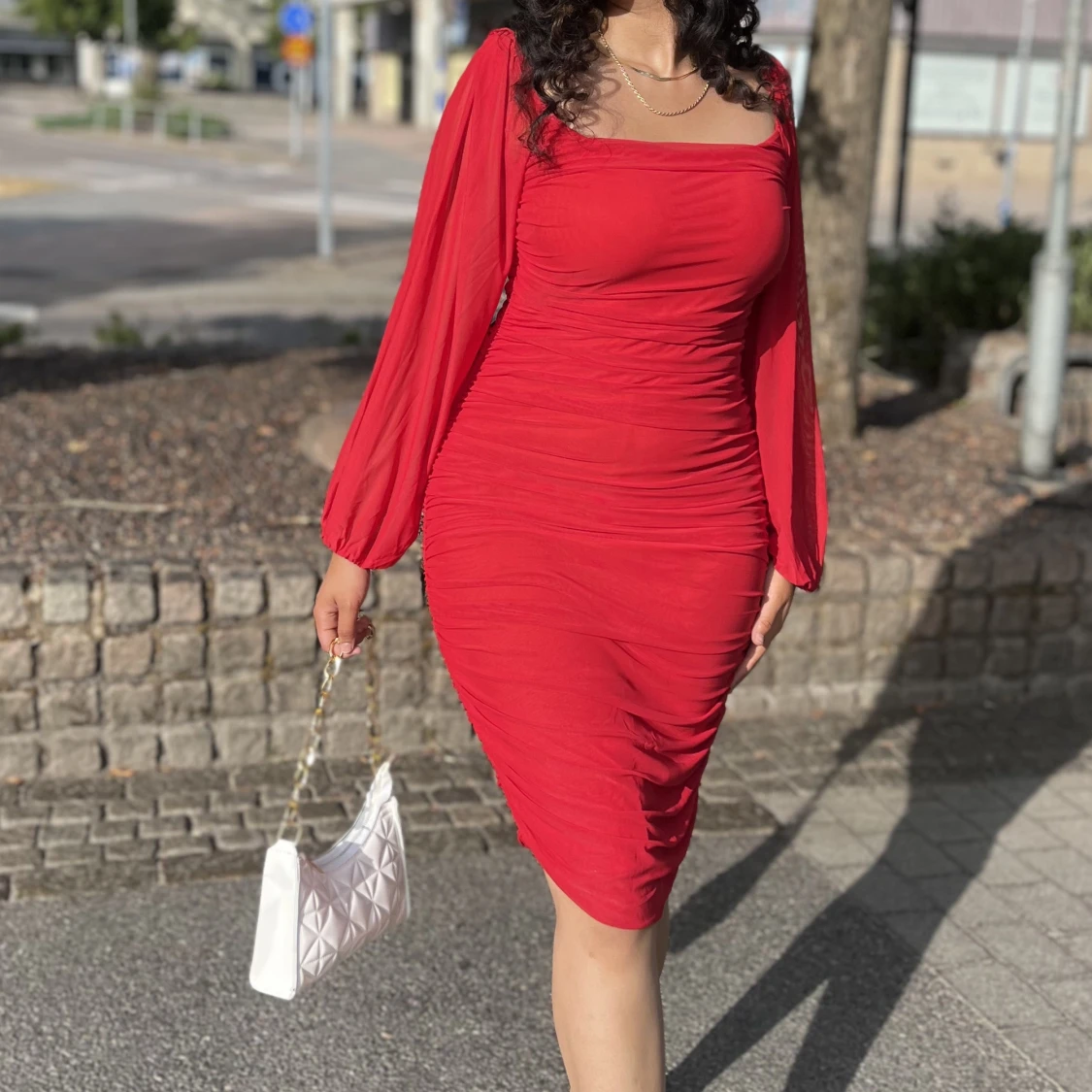 Off-shoulder klänning - 90