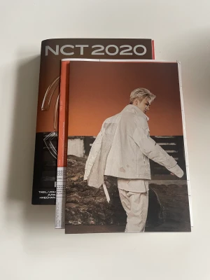 Nct album - Jag säljer mitt Nct 2020 reconance pt 1 album, versionen future utan några inclusions. För proofs kolla min instagram @kep1er_tradesssss. 
