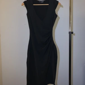 Boohoo black dress - klänningen är i bra skick