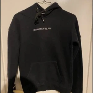 Team odiffat hoodie - Var för liten så använd ca 1-2 gånger 