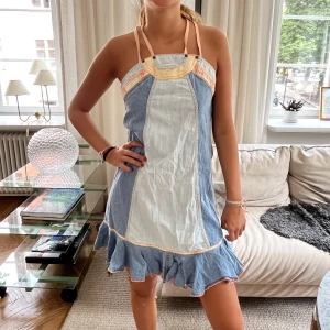 Klänning!  - Så snygg klänning från Peppe jeans! 