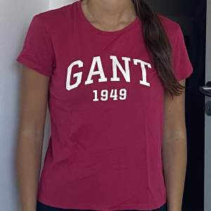 Säljer min underbara Gant t shirt