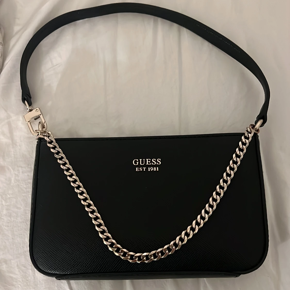 Guess bag
