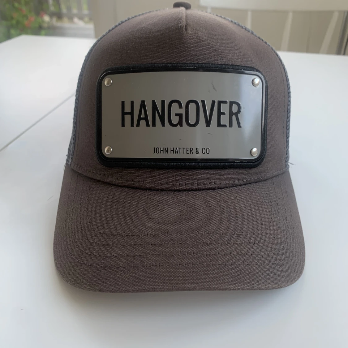 John Hatter Keps ”Hangover” - 90