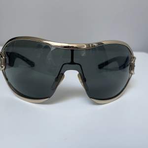 2005 vintage solglasögon