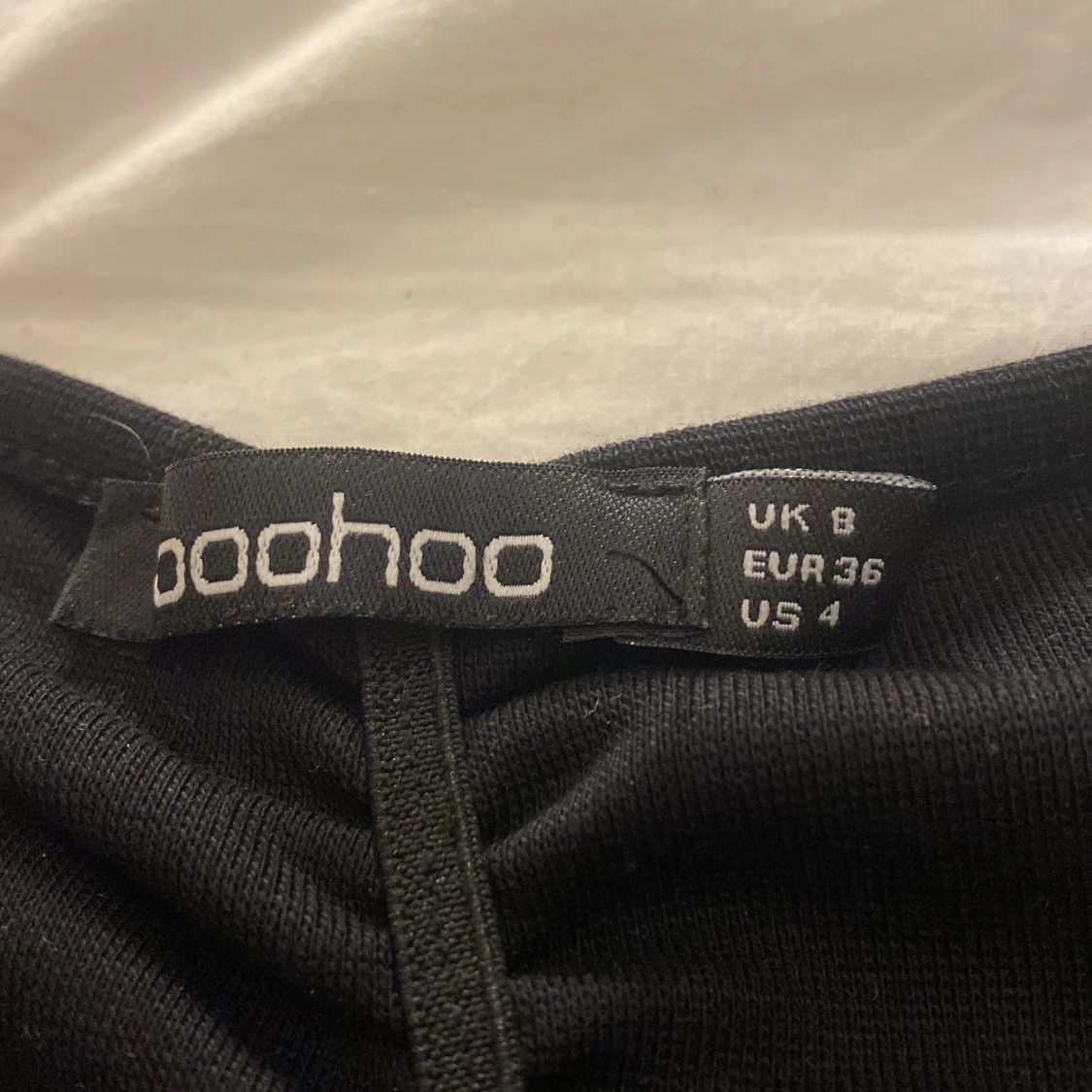 Svart kortärmad - 90