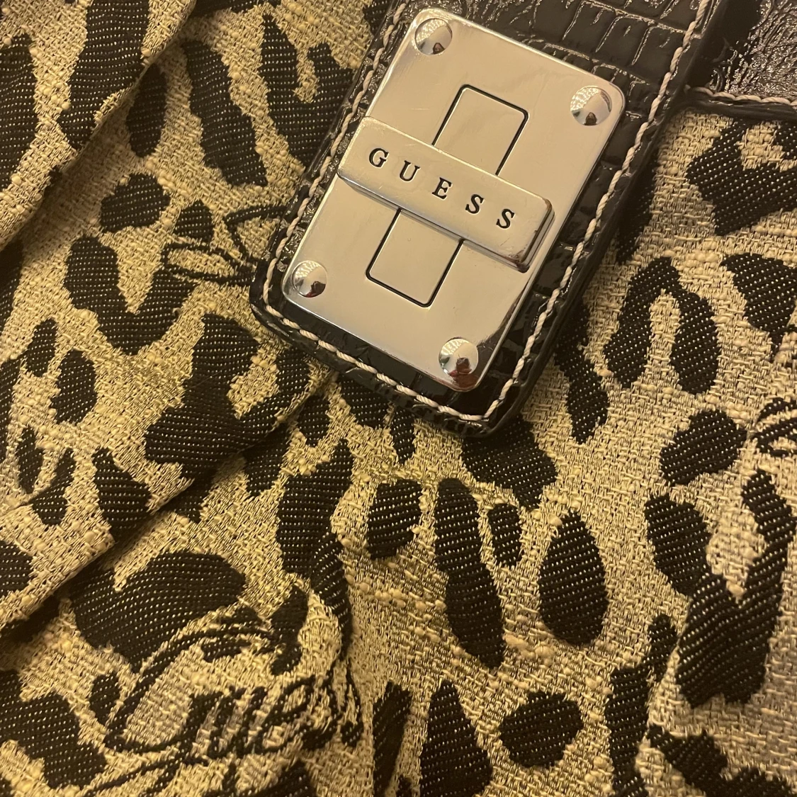 Guess väska  - 91