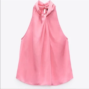 Satin topp - Jättefin topp från zara som aldrig kommit till användning💕skriv för fler bilder