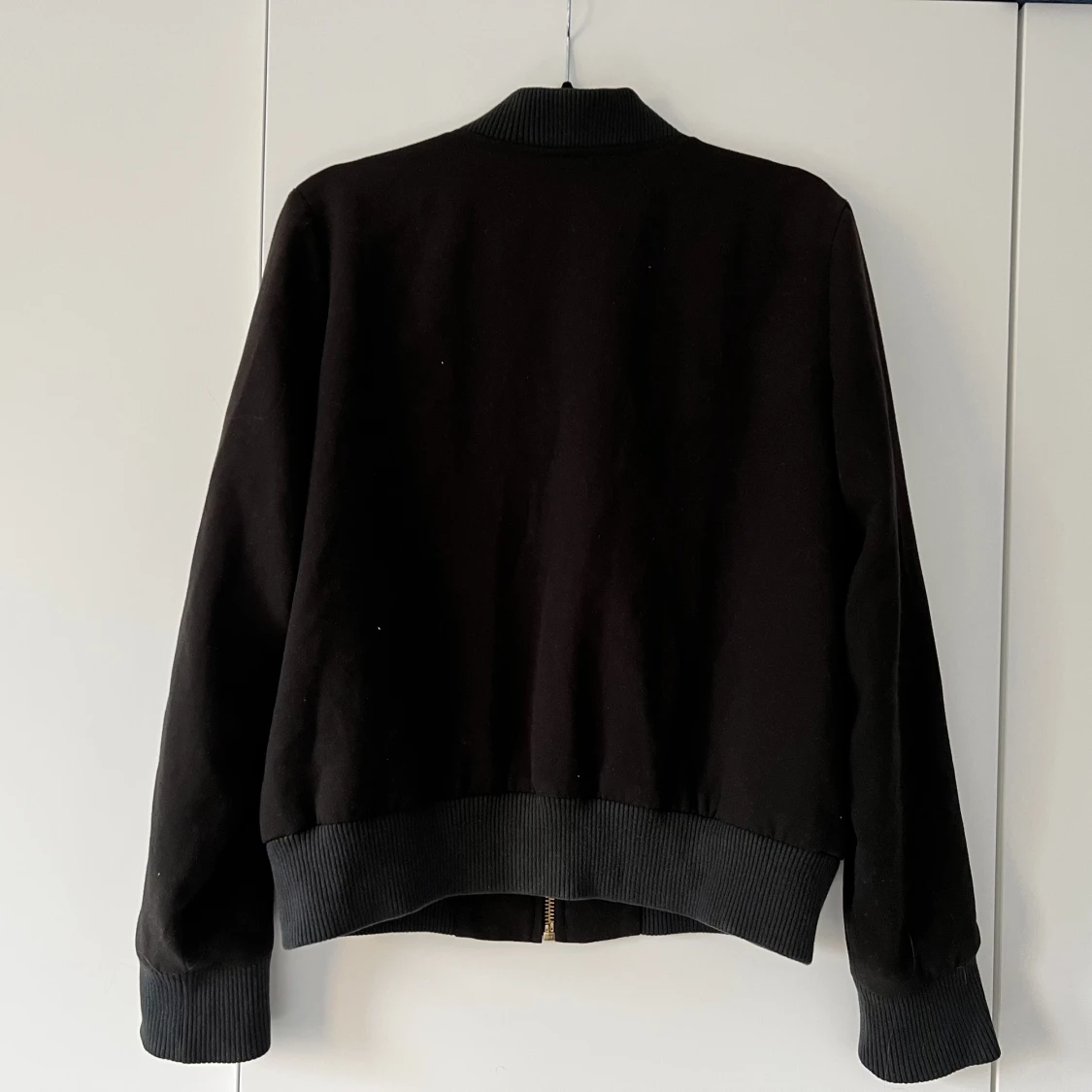 Svart bomberjacka - 90