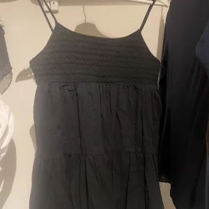 Zara klänning  - Super fin och najs klänning till sommaren!😍😍