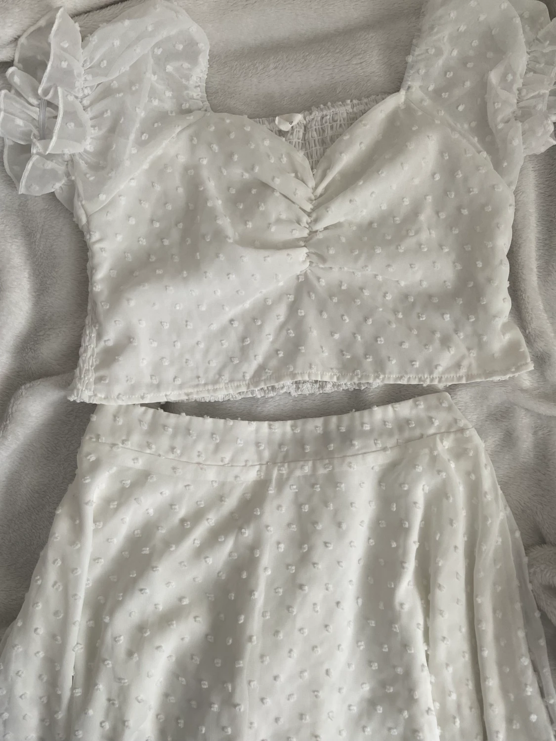 Vit topp och kjol set