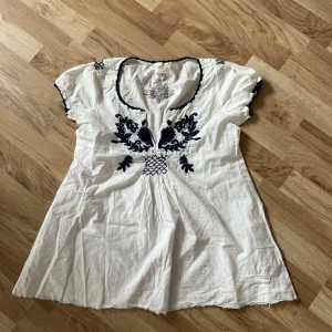 Oddmolly tröja  - Aldrig använd typ, storleken 1 som en S. 