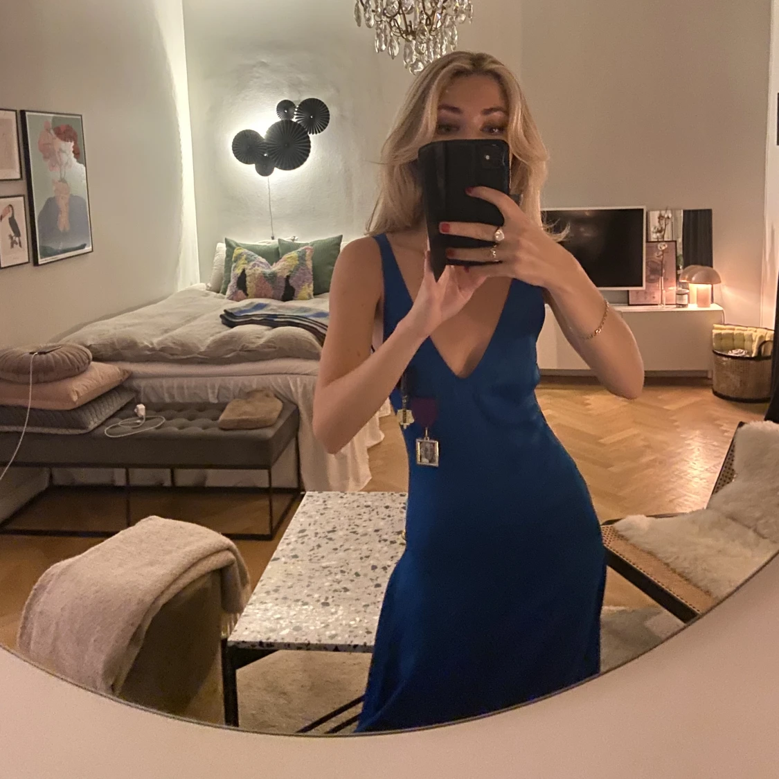 Maxiklänning blå satin - 91