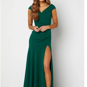 Långklänning - Superfin klänning som tyvärr ej kommer till användning. Strl S. 