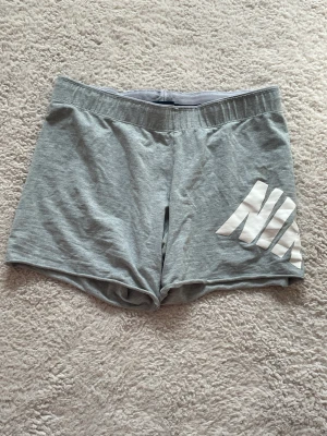  Shorts -  Väldigt bra skick