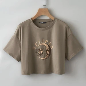 T shirt - Använd en gång! .