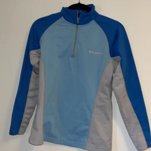 Everest träningströja - En fin Träningströja i bra skick utan tecken på användning