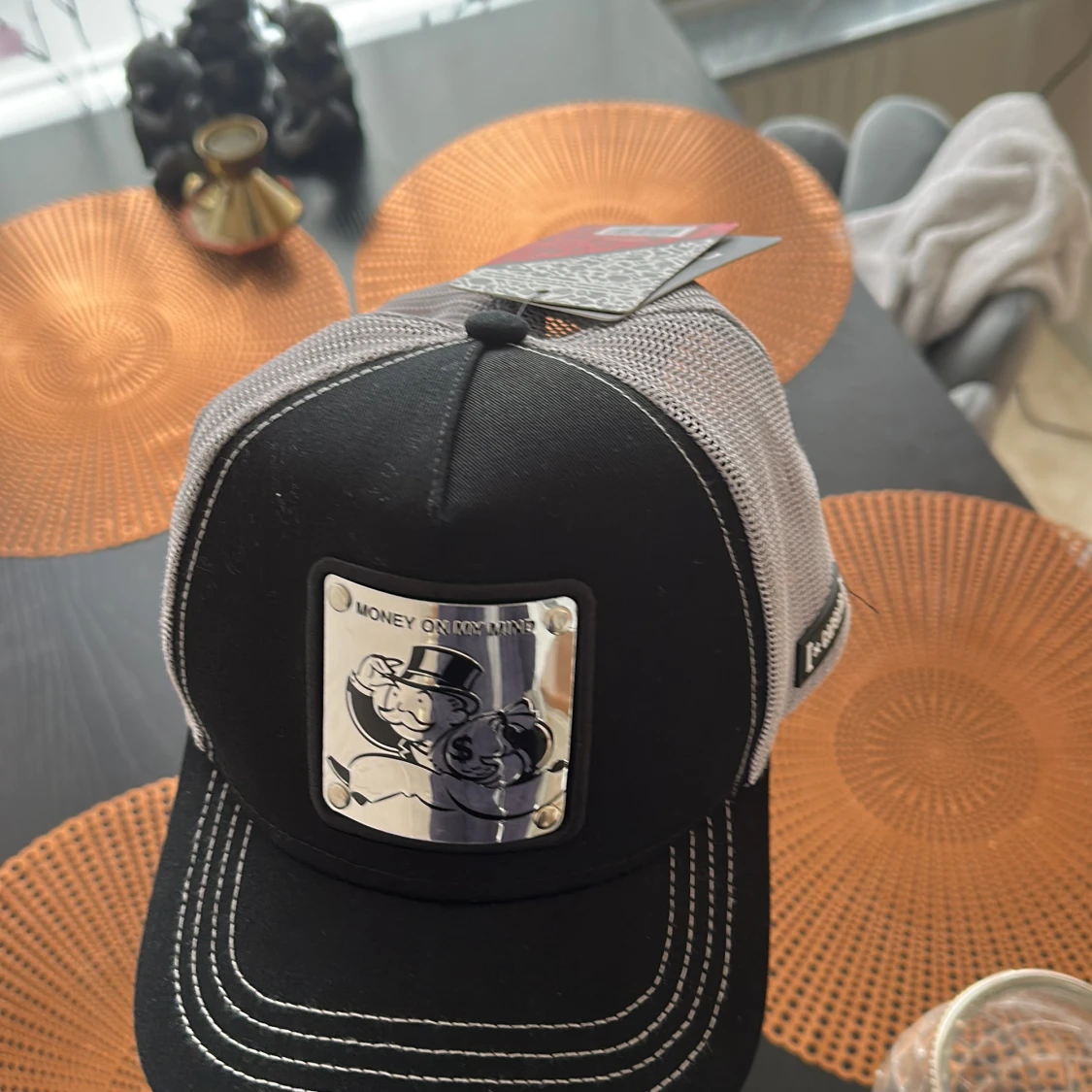 Money on my mind keps