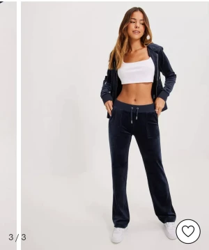 Juicy byxor  - Jag säljer mina juicy byxor då jag inte vill ha dom längre, jag har kortat dom så dom passar mig som är 158 i storlek xxs 