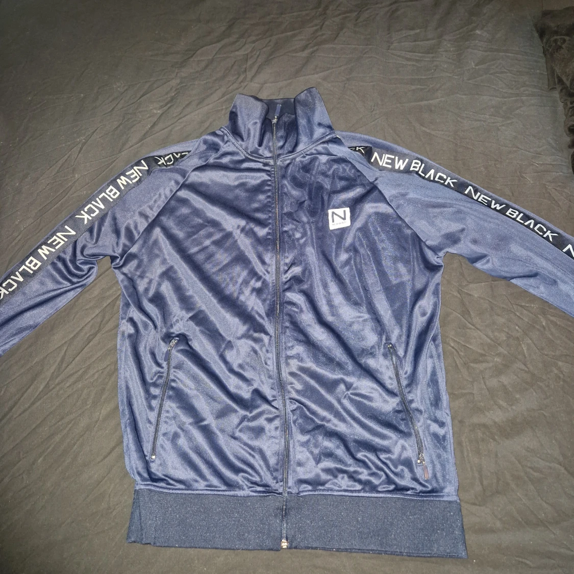 New black tracksuit - 90